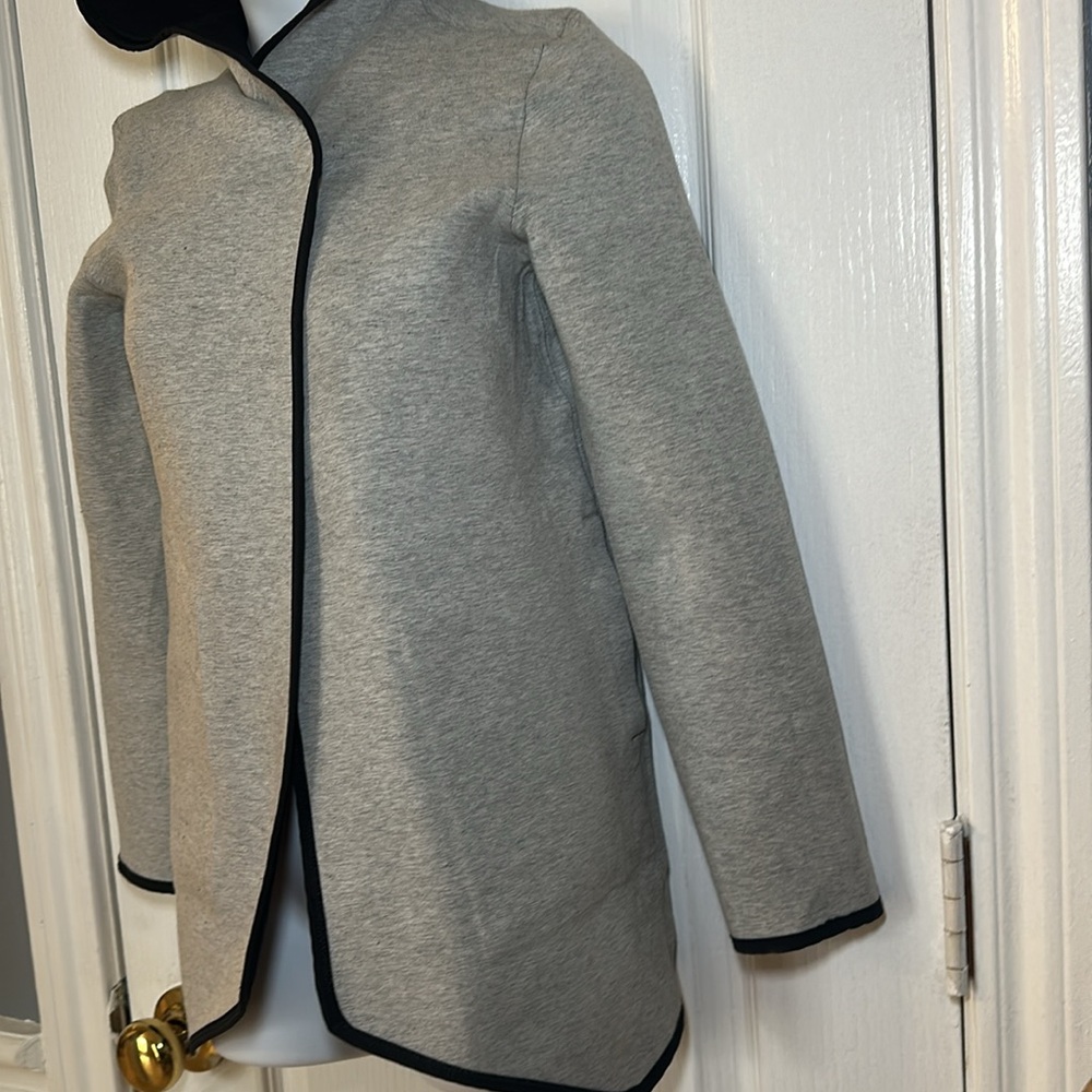 Ivivva On The Double Wrap Reversible Jacket Gray/Black Girl 8 - Picture 8 of 12